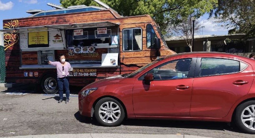 Fullerton FiberCity™ Donates Tacos to Schools in Fullerton