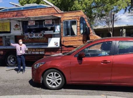 Fullerton FiberCity™ Donates Tacos to Schools in Fullerton