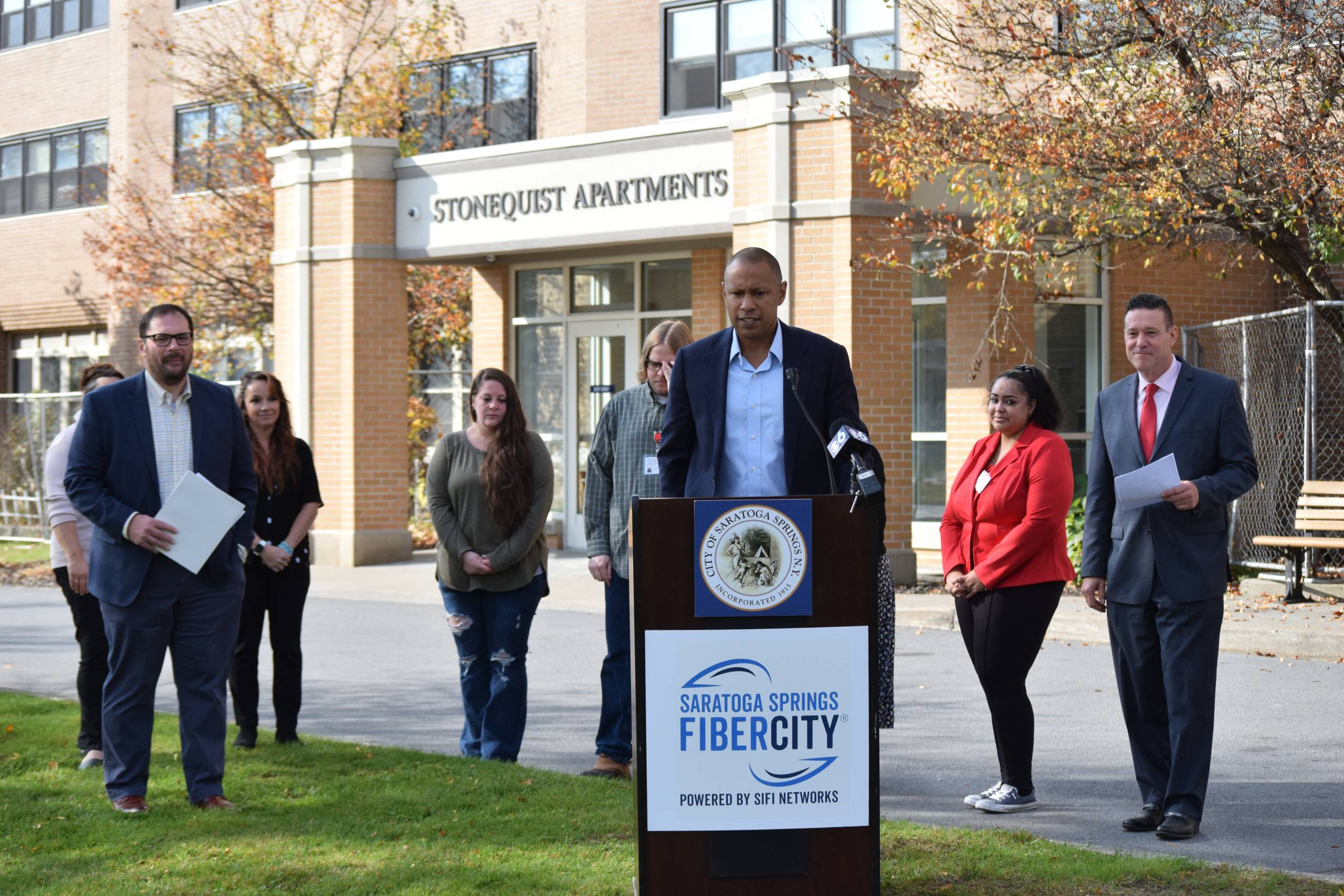 IN EFFORT TO BRIDGE THE DIGITAL DIVIDE, SIFI NETWORKS AND CITY OFFICIALS ANNOUNCE FIBERCITY® AID DIGITAL INCLUSION INITIATIVE FOR LOWER-INCOME RESIDENTS