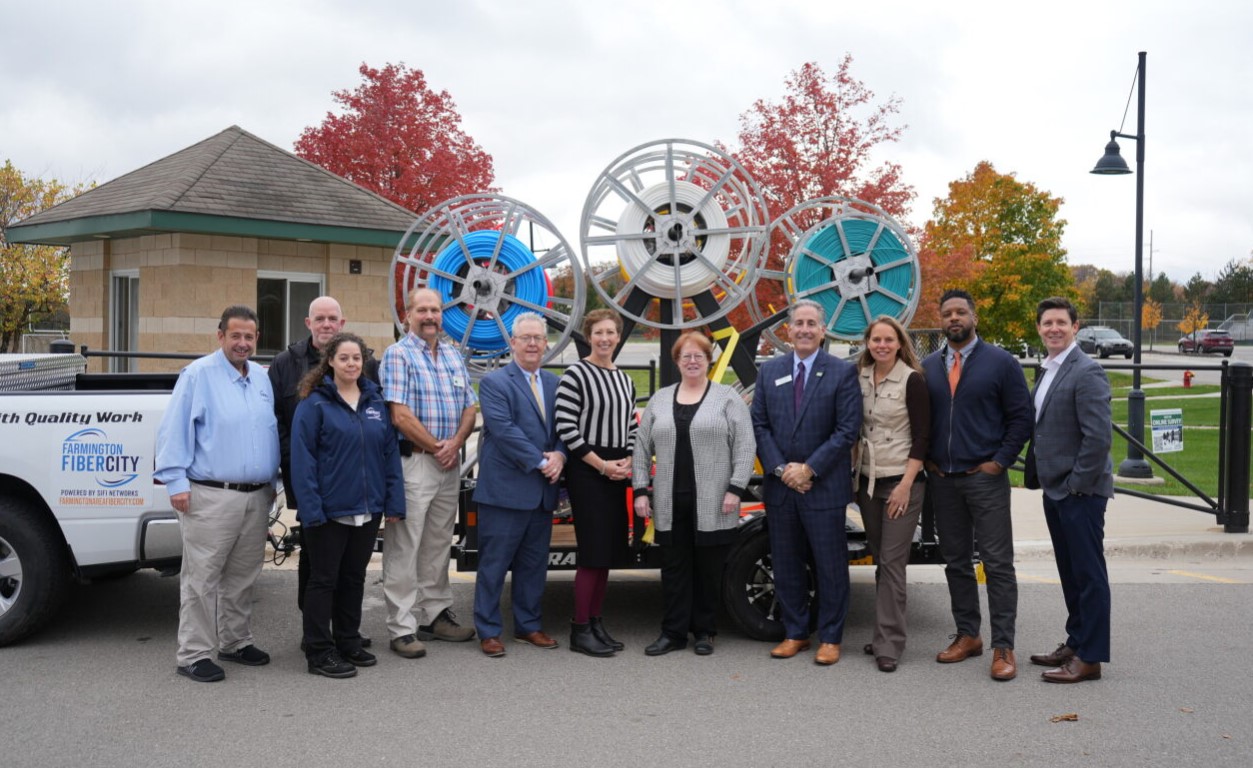 FARMINGTON AND FARMINGTON HILLS MAYORS JOIN SIFI NETWORKS TO LAUNCH BUILD-OUT OF OVER $70 MILLION FARMINGTON AREA FIBERCITY® PROJECT